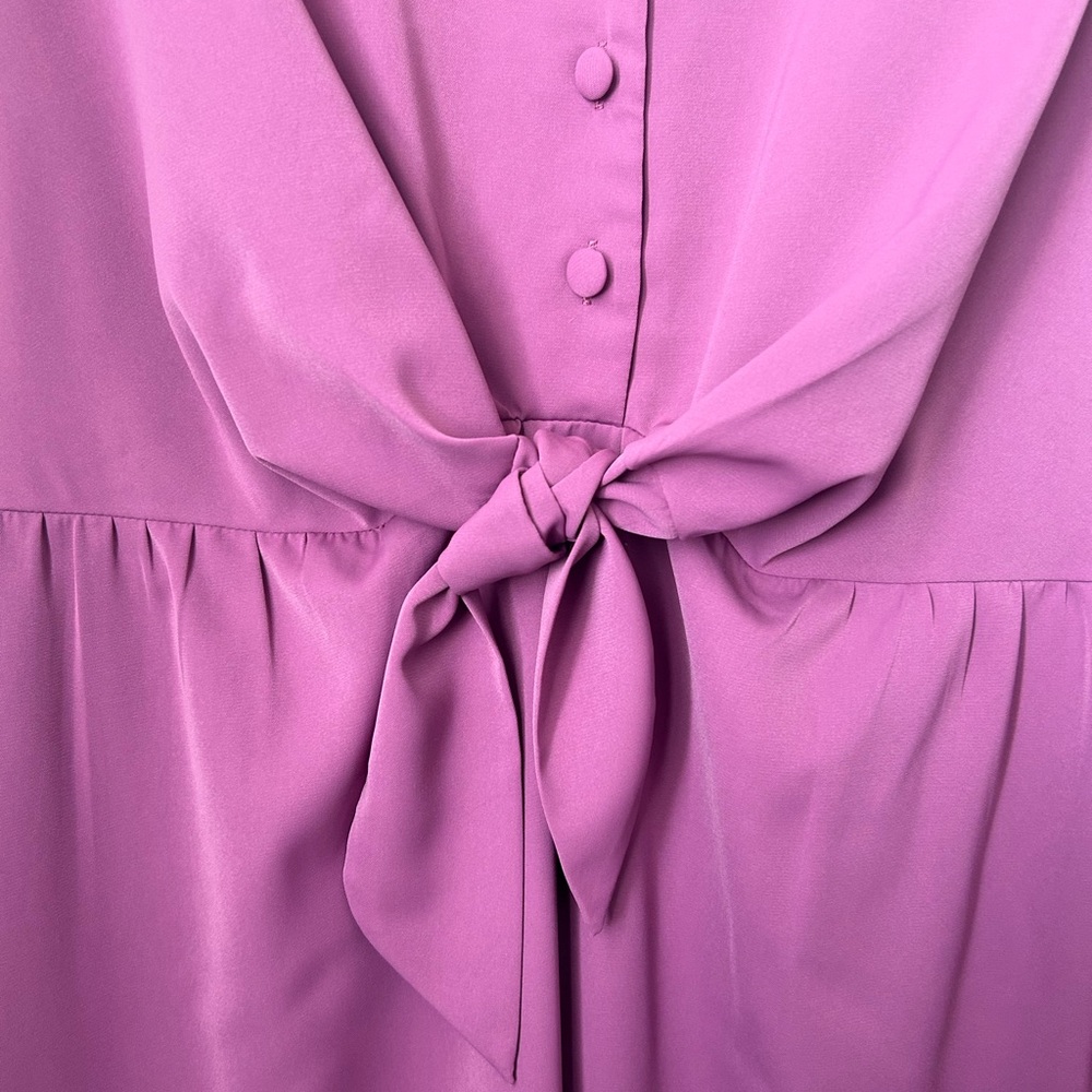 BloomChic Buttoned Tie-Front Midi Dress in Pink - Picture 2 of 8